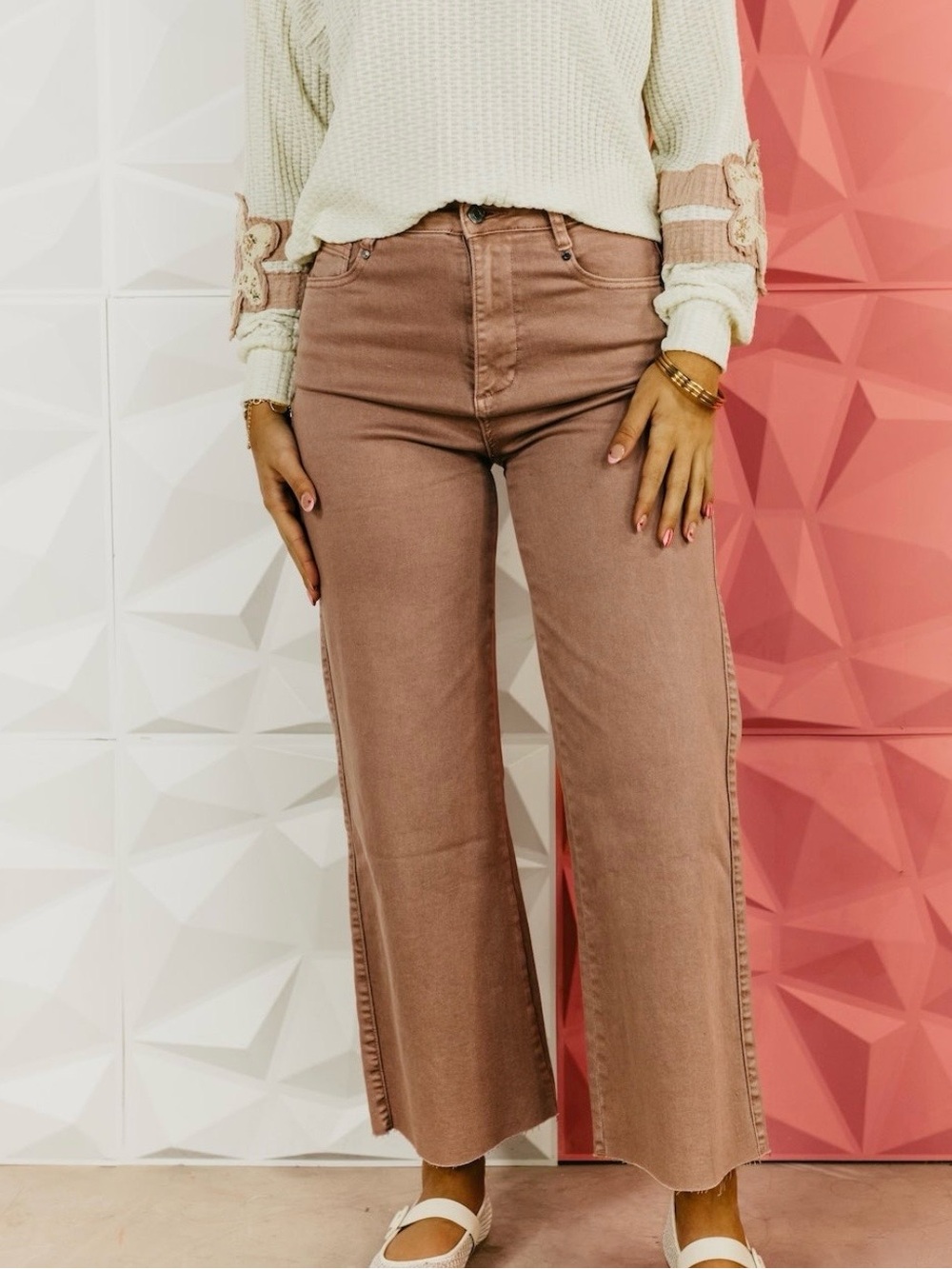 High-Waist Wide-Leg Jeans in Chestnut Brown